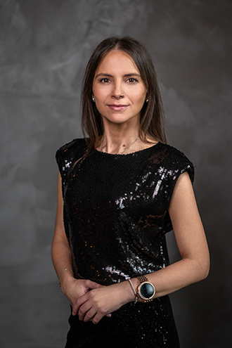 DR: TIMEA ALBERT